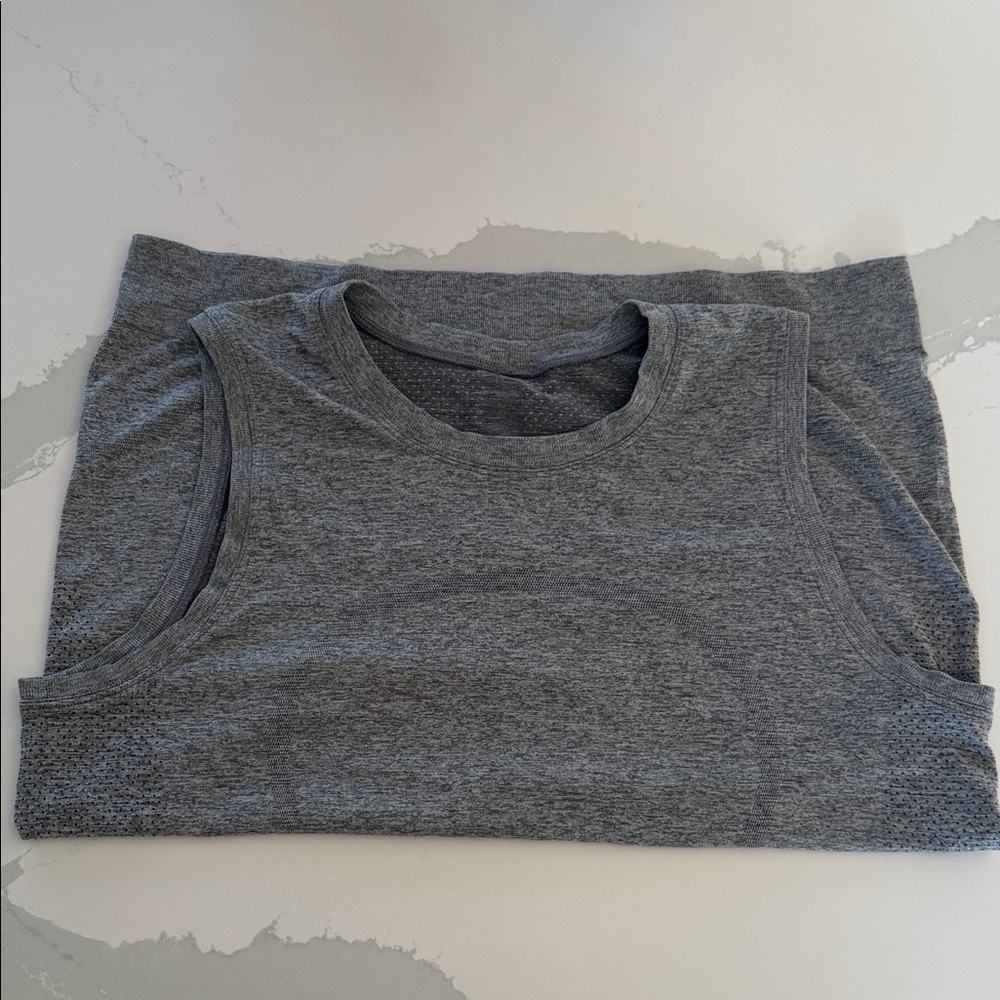 lululemon athletica Gray Muscle Tee